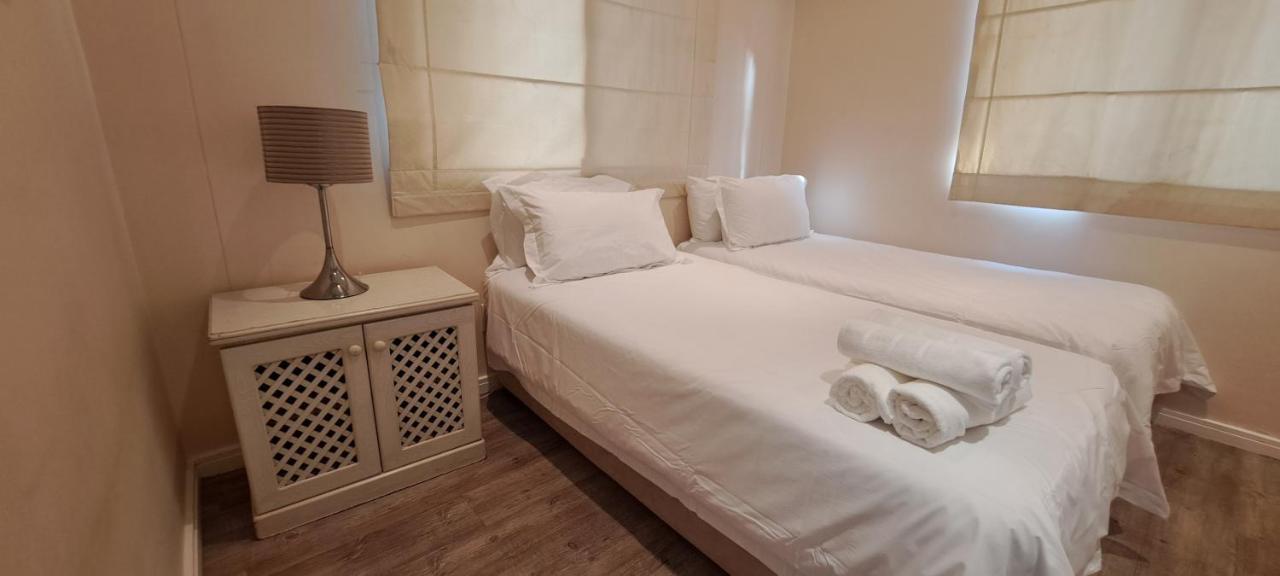 V&A Waterfront Marina Family Apartment 101 Altmore Kapsztad Zewnętrze zdjęcie