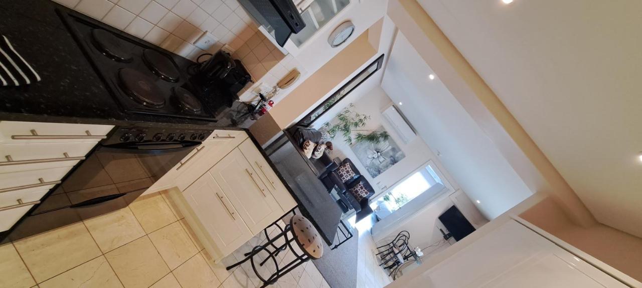 V&A Waterfront Marina Family Apartment 101 Altmore Kapsztad Zewnętrze zdjęcie