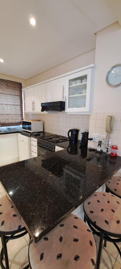 V&A Waterfront Marina Family Apartment 101 Altmore Kapsztad Zewnętrze zdjęcie